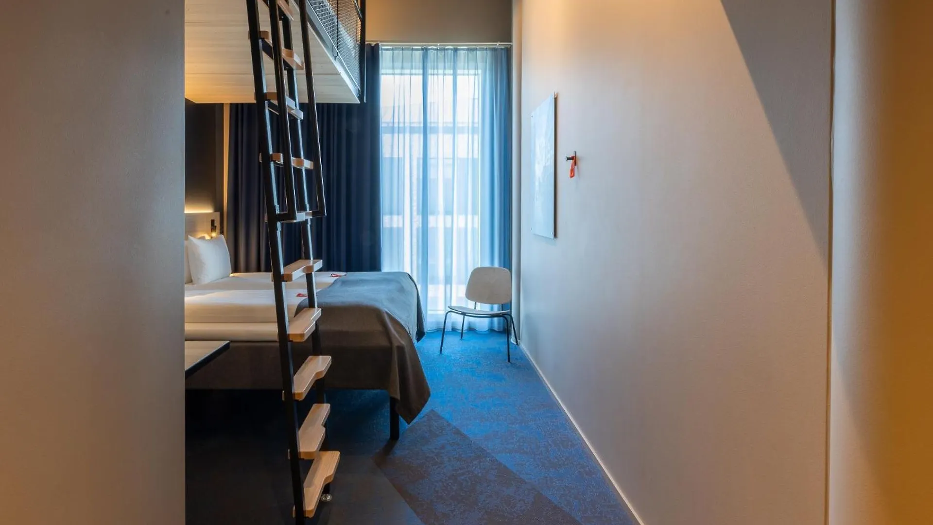 *** Otel Citybox Helsinki Finlandiya