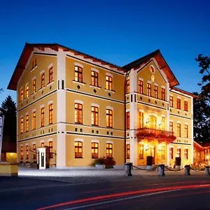 https://hotel-restaurant-waldschloss.com-bavaria.com